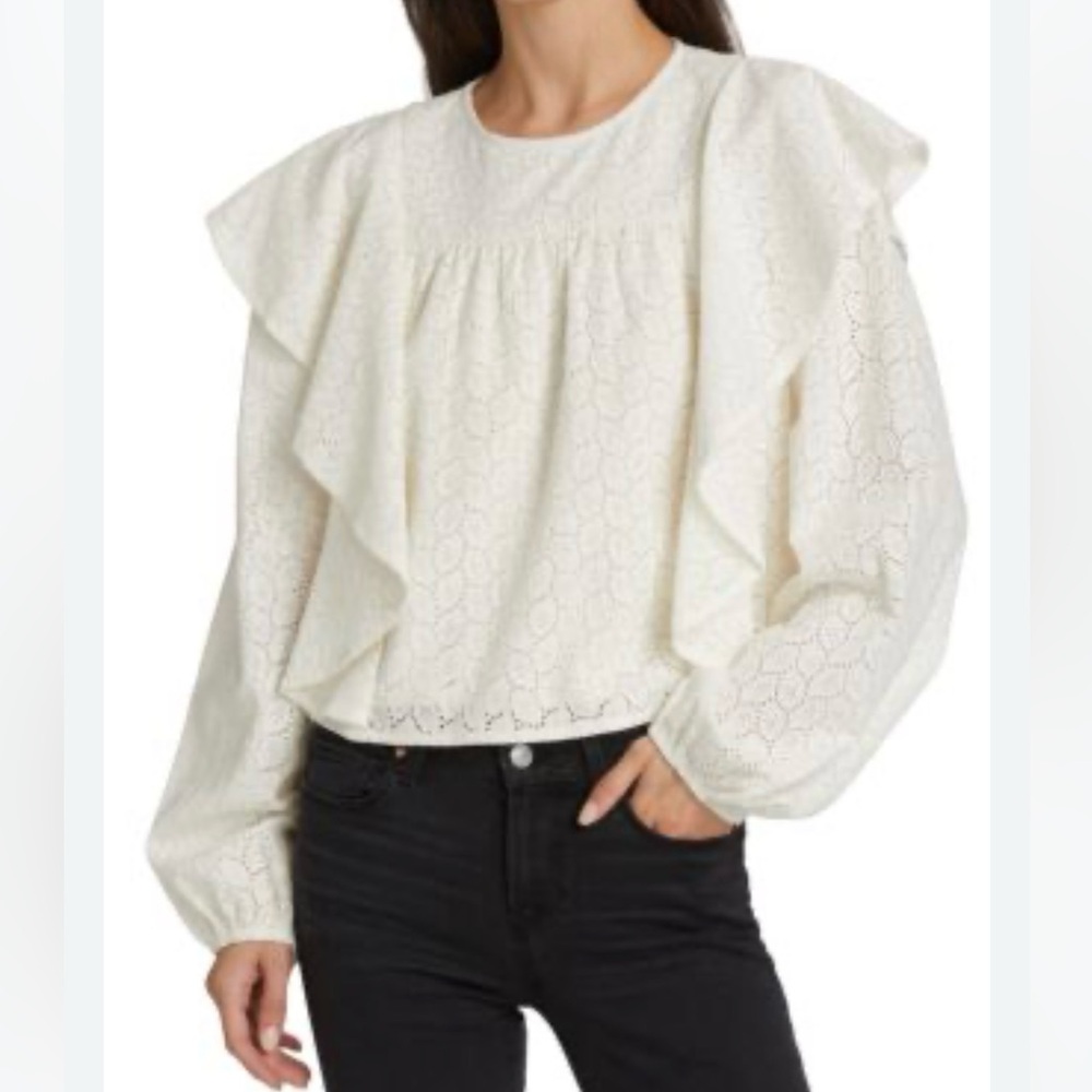 NWOT En Saison Off White Long Sleeve Ruffle Blouse Size S